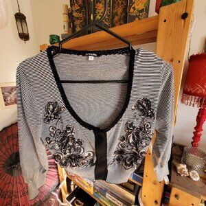 Gianfranco ferre embroidered 3/4 sleeve crop cardigan - S